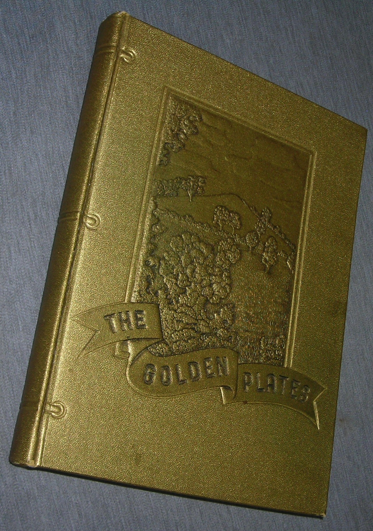 THE GOLDEN PLATES